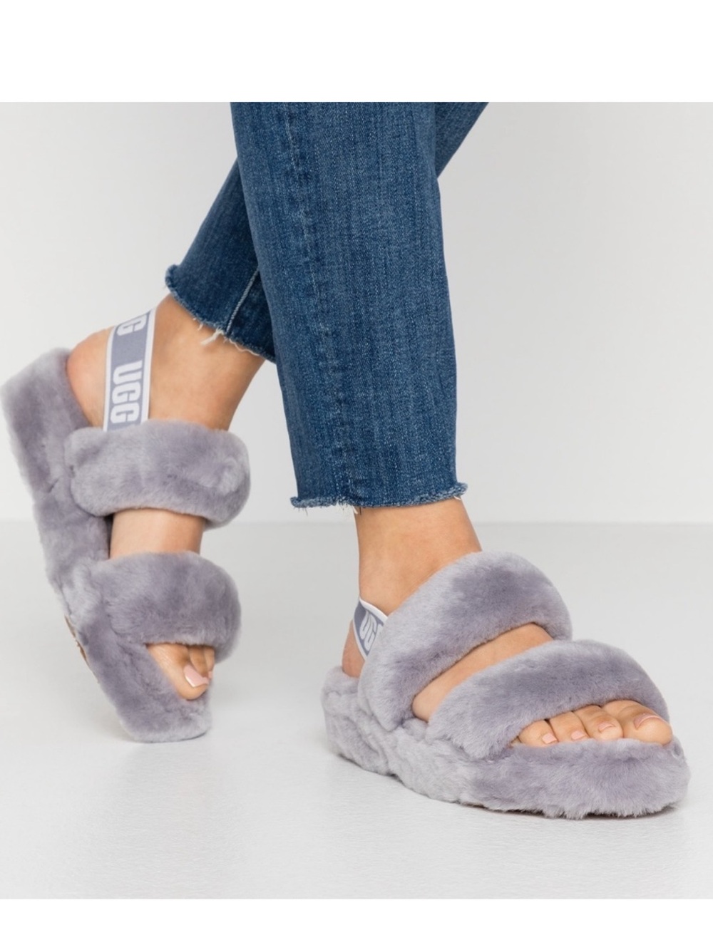UGG Oh Yeah Fluffy Grey Sandals